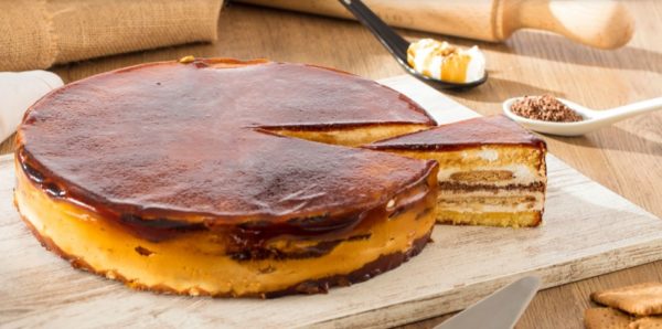 Tarta de galleta, trufa y caramelo